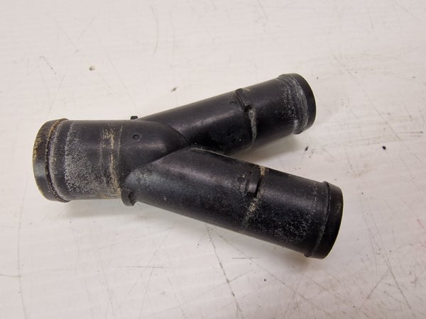 JOINT,RADIATOR RM-Z450/K7 (Suzuki RMZ250 2009) 17856-10H00-000