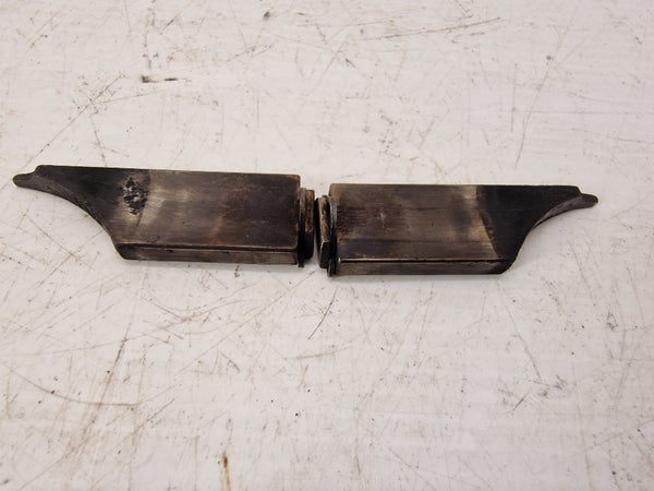 VALVE ASSY., R&L EX.  (Honda CR125 1997) 14700-KZ4-890 14600-KZ4-890