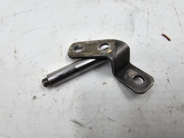 Pin / Plate (Husqvarna TE250 2004) 800099704  800099705