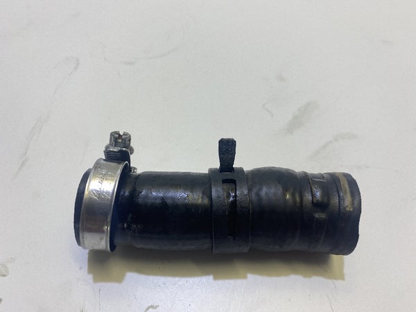 RADIATORHOSE ENGINE-THERM. (KTM DUKE WHITE Abs 2013) 90135025000